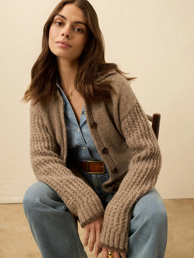 Lost Trails Cardigan - Oatmeal