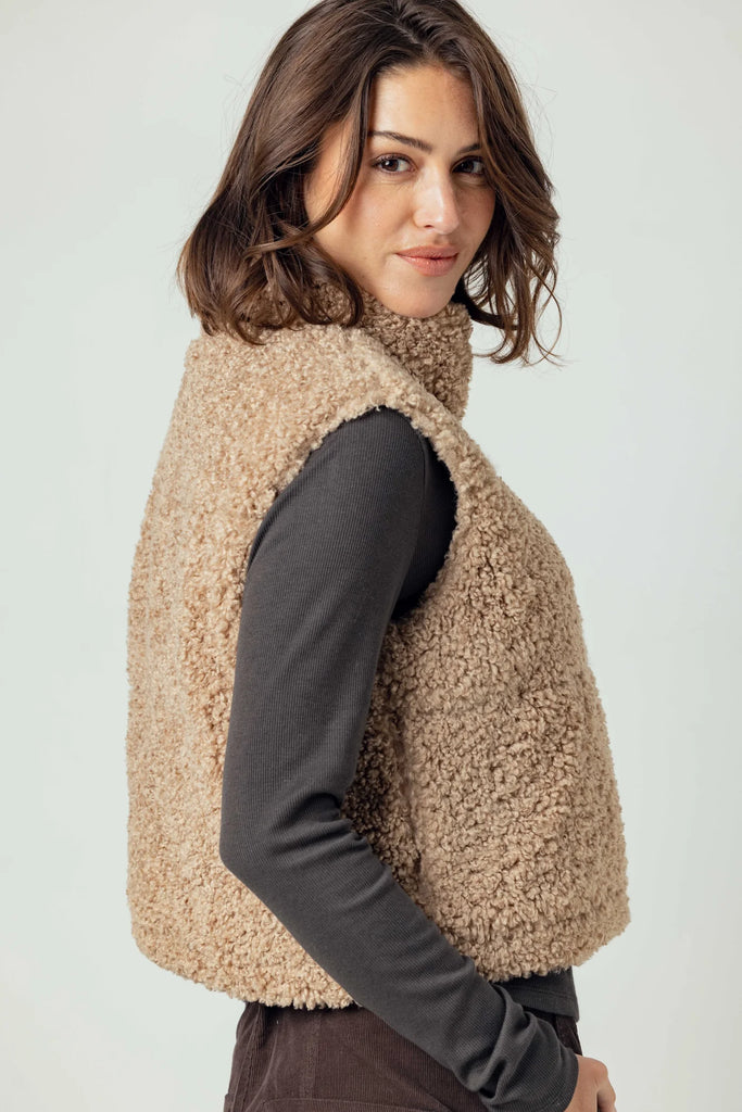 Cecily Vest - Latte