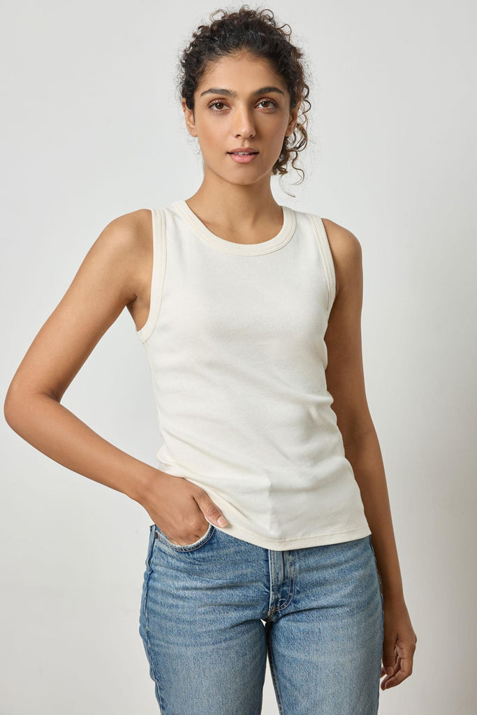 Jewel Tank
